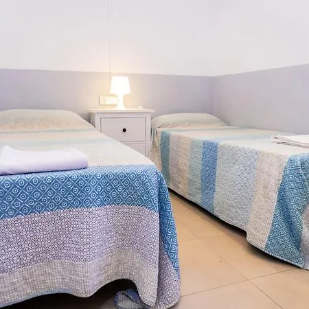 Appartement Spacious With Terrace Ariqus *