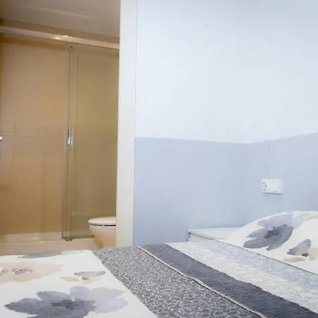 Appartement Spacious With Terrace Ariqus