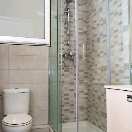 Spacious With Terrace Ariqus דירה *